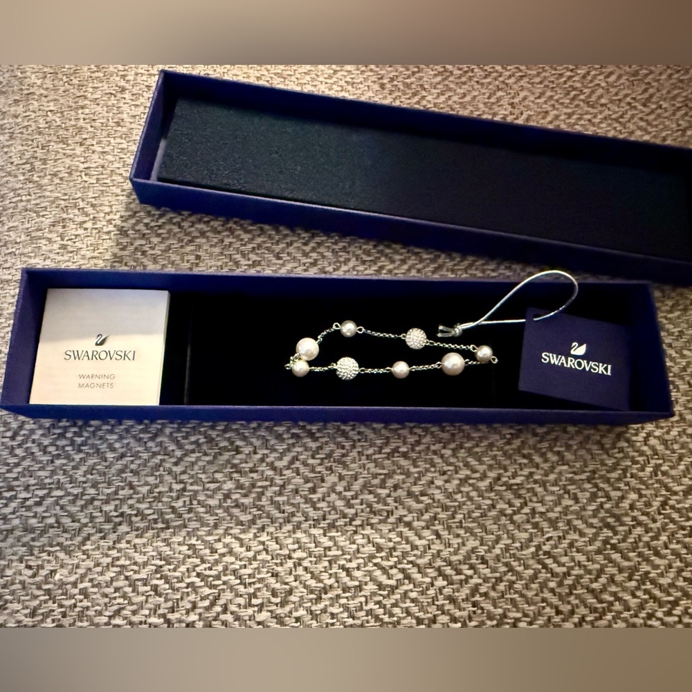 Swarovski Silver and White Pearl Bracelet